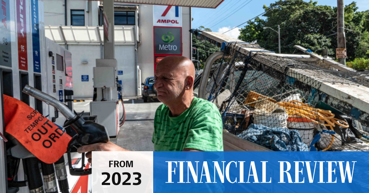 Ampol ASX Largest refiner posts record annual earnings, dividends soar